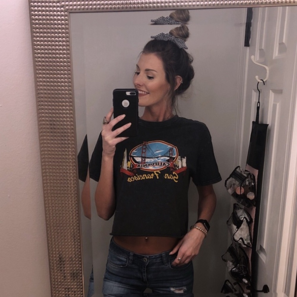 Brandy Melville cropped tee